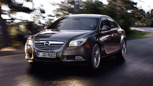 Opel Insignia - Комплектация и цена Opel Insignia