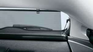 Opel Astra GTC - Шторки защитные