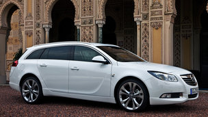 Opel Insignia - OPC Line комплект 1, грунтованный