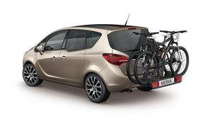 Opel Meriva - Заднее крепление для перевозки велосипедов, устанавливаемое на буксирной сцепке