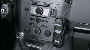 Opel Zafira - Комплект громкой связи "hands-free" c технологией Bluetooth