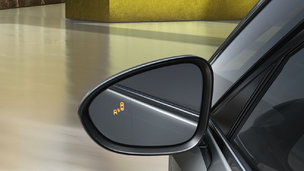 New Opel Zafira Tourer - Side Blind Spot Alert